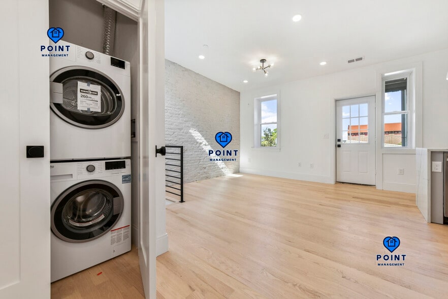 Building Photo - 86 Chelsea St