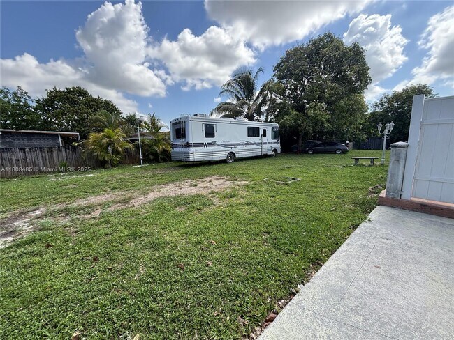 Building Photo - 1055 NW 153rd St