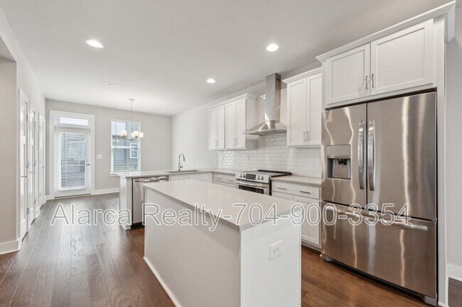 Building Photo - 1311 Millpark Ln