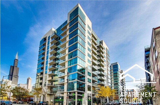 Building Photo - 123 S Green St