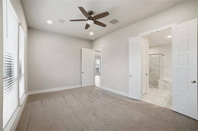 Building Photo - 3053 Elmwood St