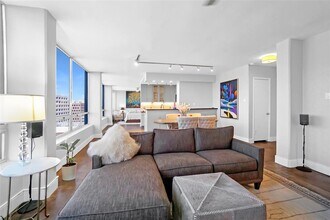 Building Photo - 1212 Guadalupe St