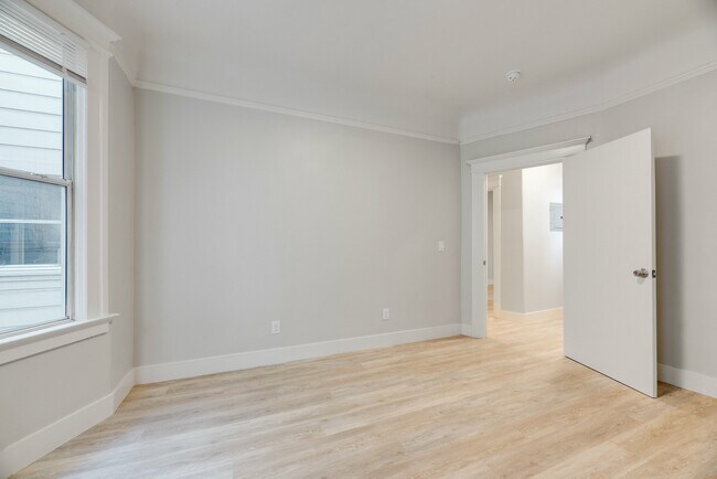 Building Photo - 1650 California St