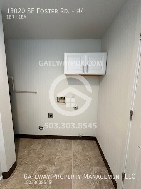 Building Photo - 13020 SE Foster Rd