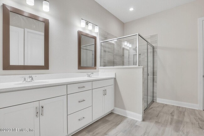 Building Photo - 158 Liberty Bell Rd