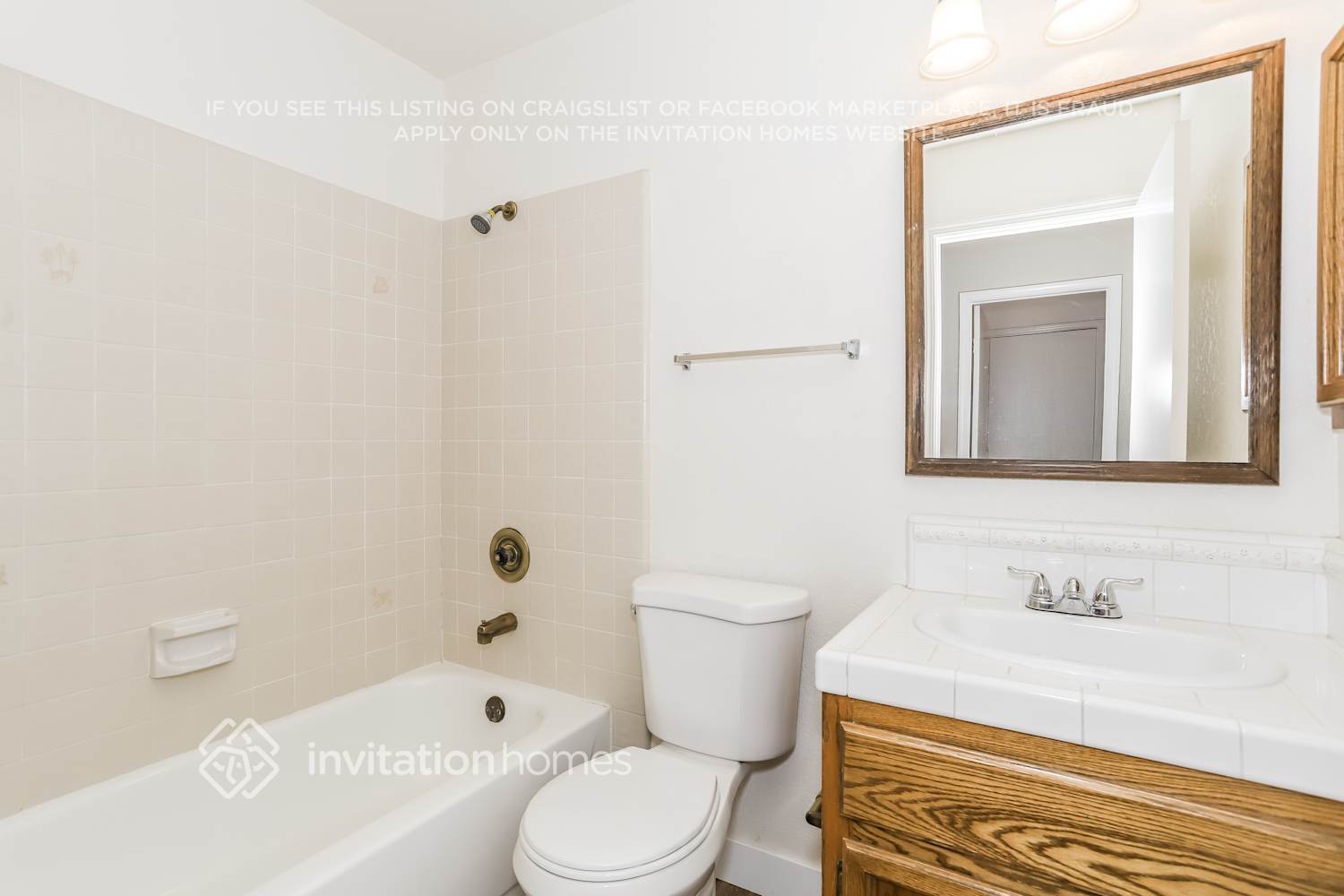 Building Photo - 15 Bishopgate Ct