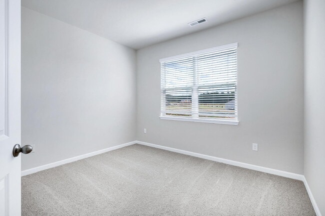 Building Photo - 2229 Horton Pk Dr