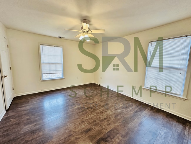 Building Photo - Updated 3 Bedroom/2 Bath Ranch in Okolona! Available Now!