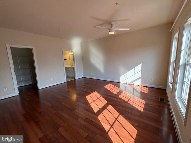 Building Photo - 635 Whetstone Glen St