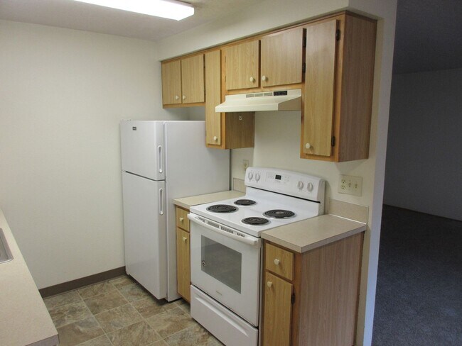Building Photo - Quiet Two Bedroom Apartment in Keizer