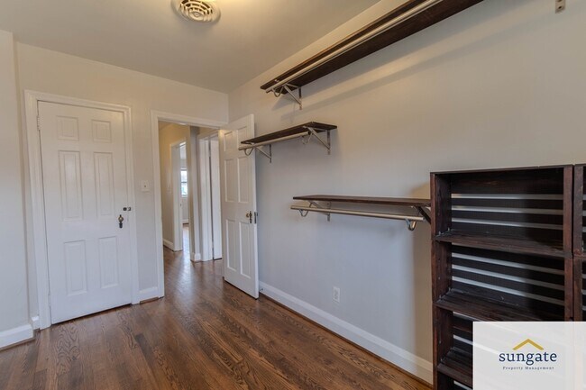 Building Photo - 258 Ridge Ave