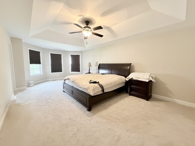 Building Photo - 3137 Broadstone Dr