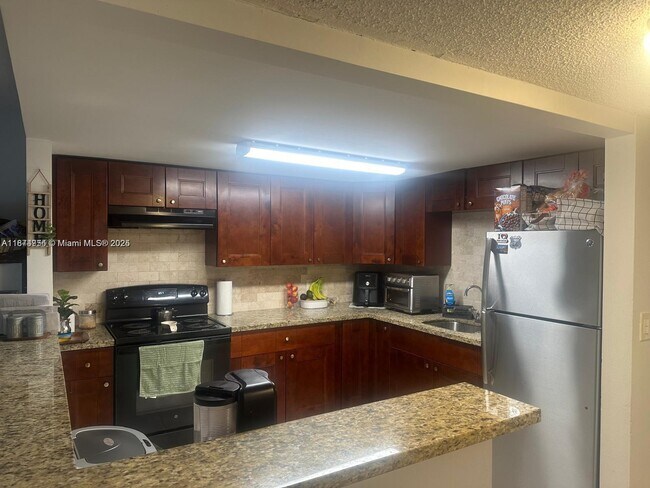 Primary Photo - 11131 Royal Palm Blvd