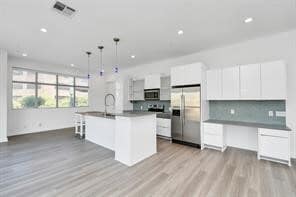 Building Photo - 207 Pierce St
