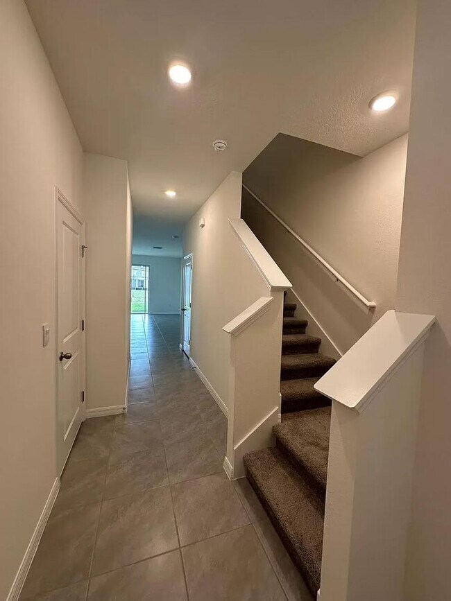 Building Photo - 299 Mangrove Shade Cir