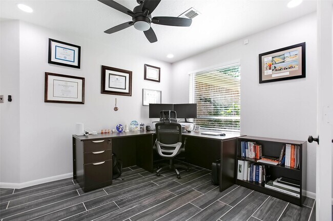 Building Photo - 1507 Buchans Dr