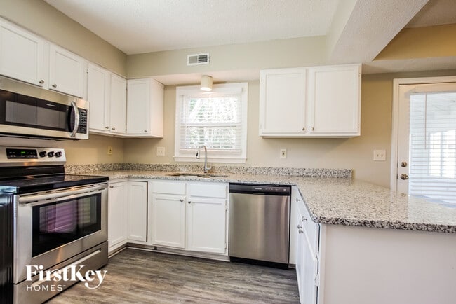 Building Photo - 11731 Charnwood Ct