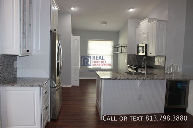 Building Photo - 31215 Wrencrest Dr
