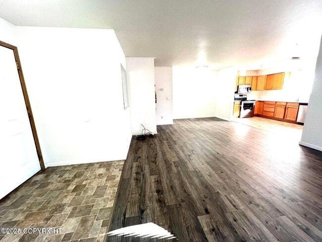 Building Photo - 8210 Williwa Ave