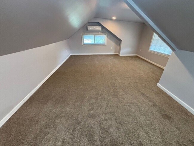 Building Photo - Beautiful Home for Rent