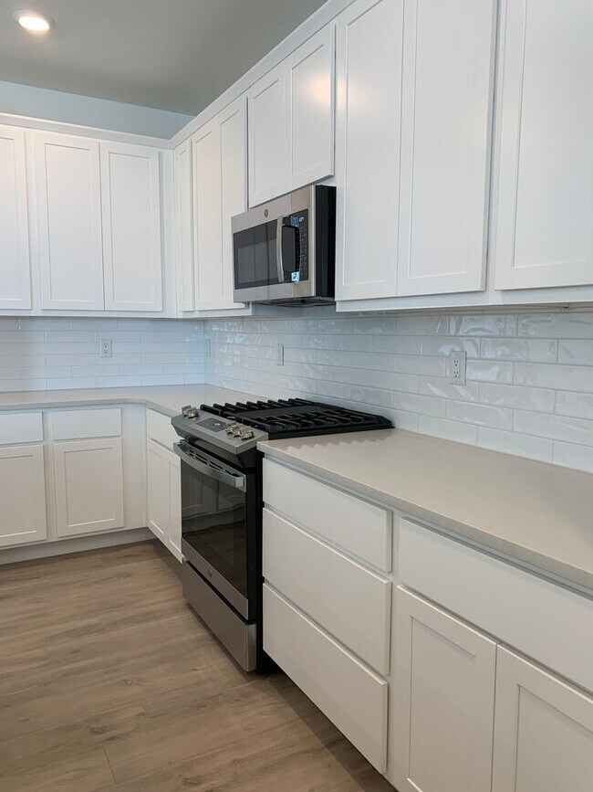Building Photo - 8099 Mount Kataka St