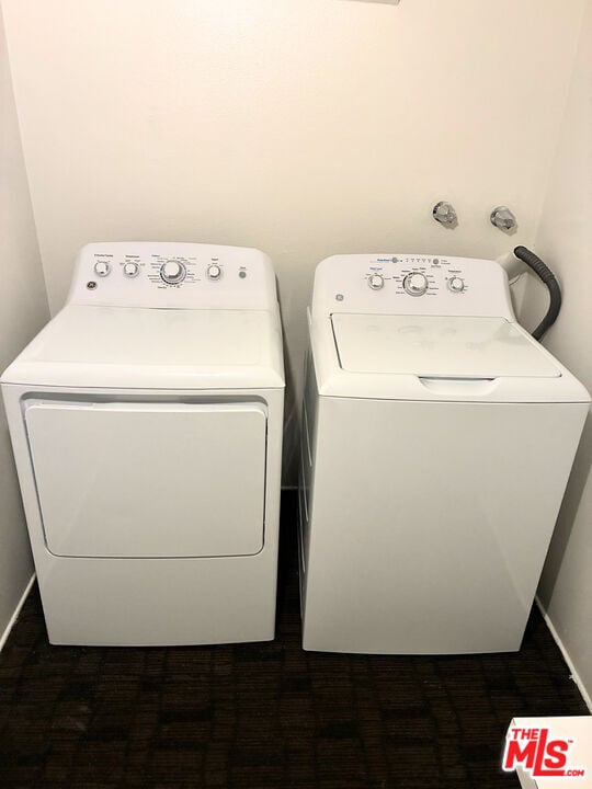 Building Photo - 2340 Century Hill