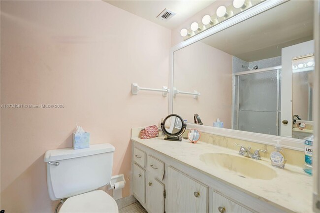 Building Photo - 3800 S Ocean Dr