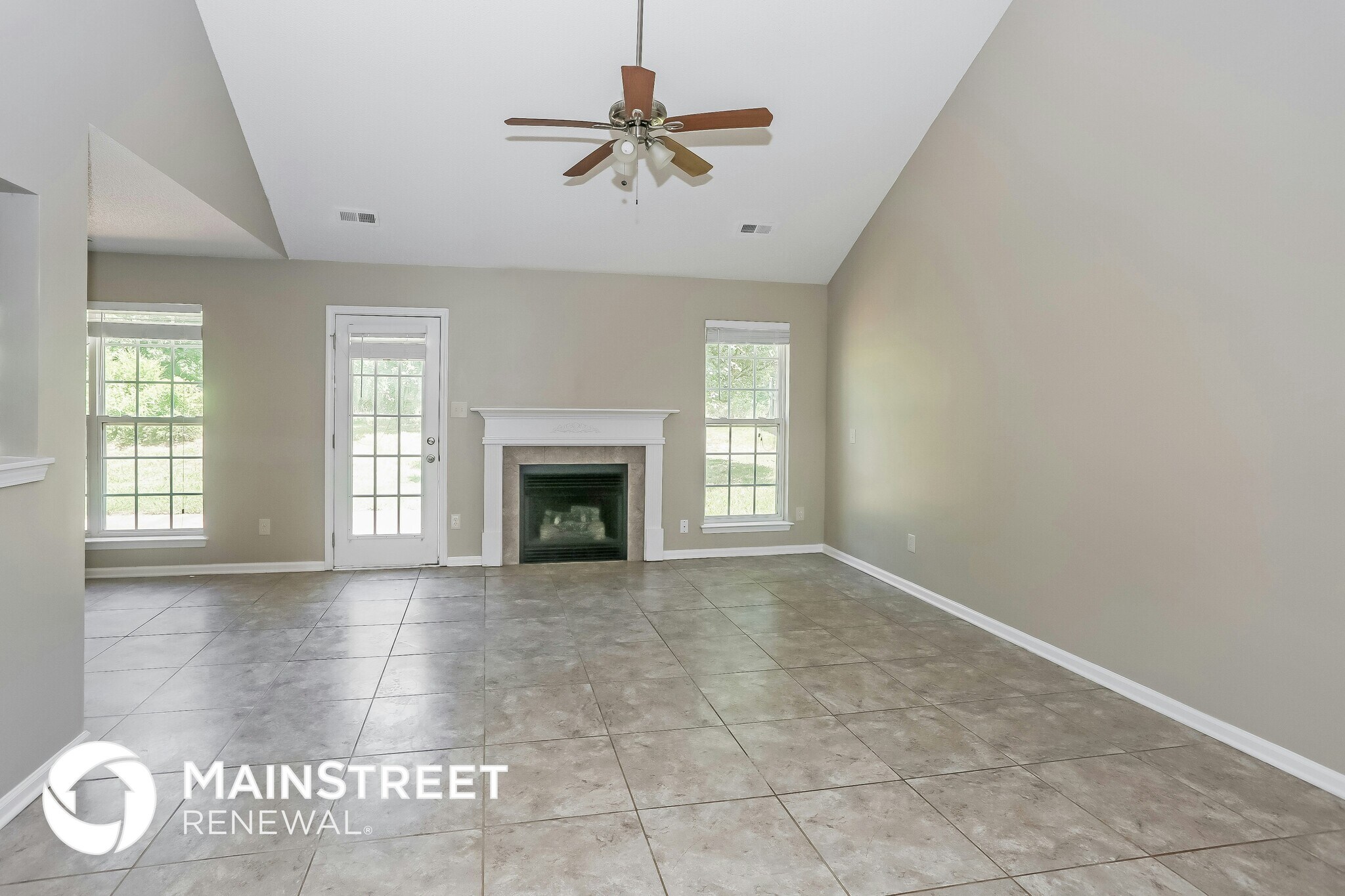 Building Photo - 13503 Willow Falls Rd