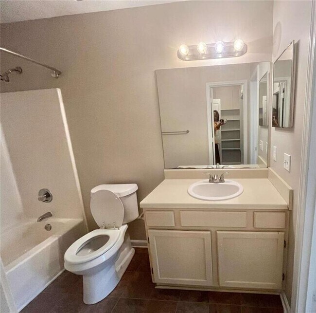 Building Photo - 4550 Broadwater Trail
