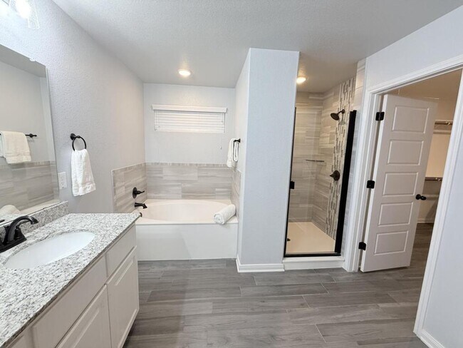 Building Photo - 8301 Grayson Trl