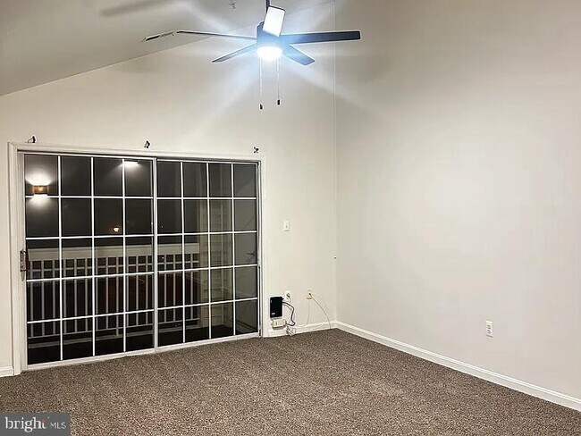 Building Photo - 309 Tall Pines Ct