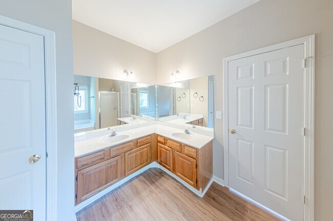 Building Photo - 2193 Northbrook Ridge NW