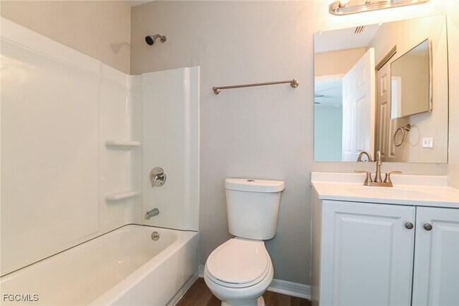 Building Photo - 1703 NW 19th St