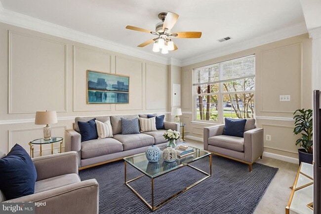 Building Photo - 743 Collington Ct