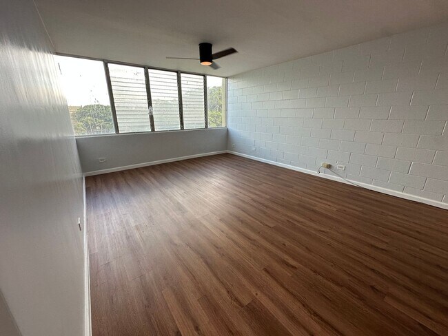 Building Photo - Maui Condo