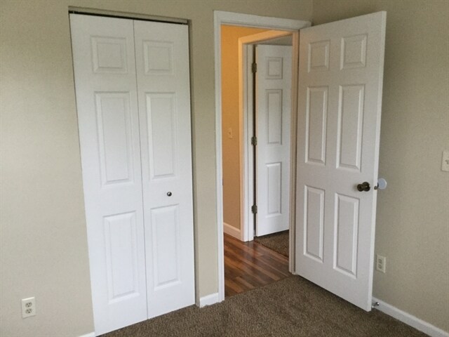 Building Photo - 242 Monarch Dr