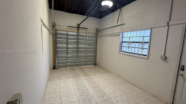 Building Photo - 4765 N Miami Ave