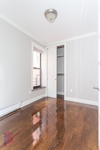 Building Photo - 3 W 103rd St