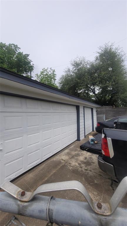 Building Photo - 11002 Melba Ln