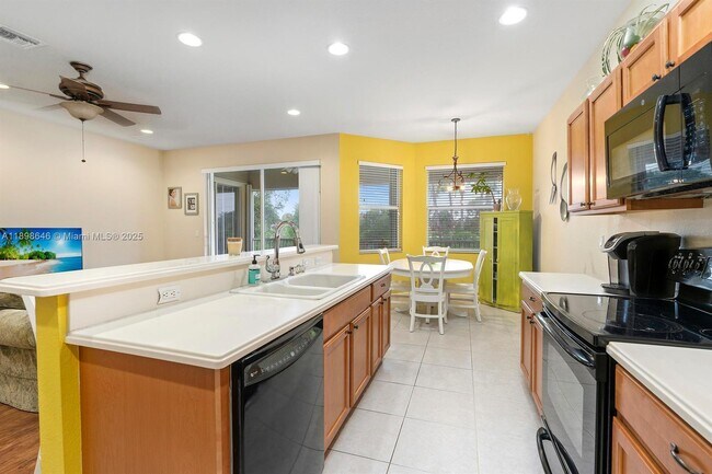 Building Photo - 7550 SW Herrington Ln