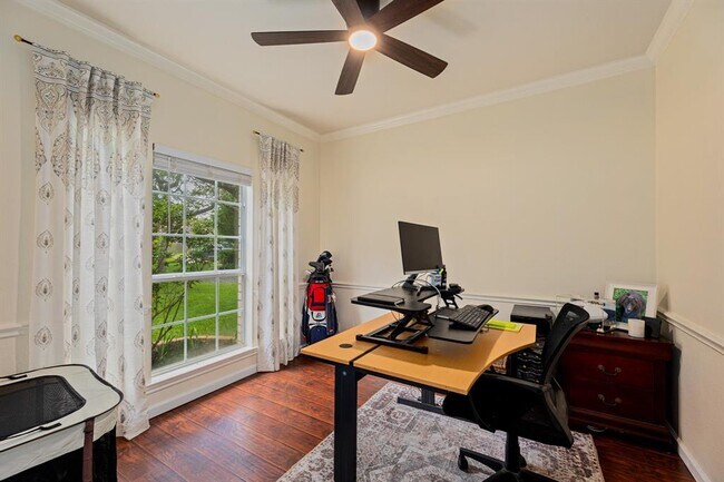 Building Photo - 1503 Warren Cove