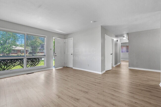 Building Photo - 3534 Terrier Ln