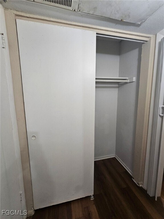 Building Photo - 2875 Winkler Ave