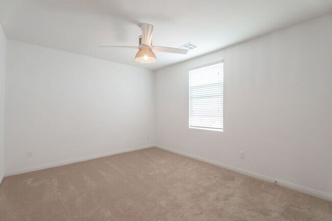 Building Photo - 5474 Enchanted Rose St