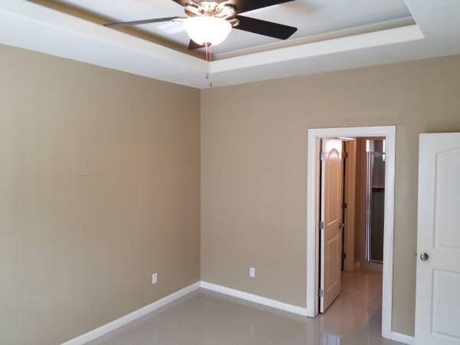 Master Bed with attached Bath - 1428 Leann Rimes Rd