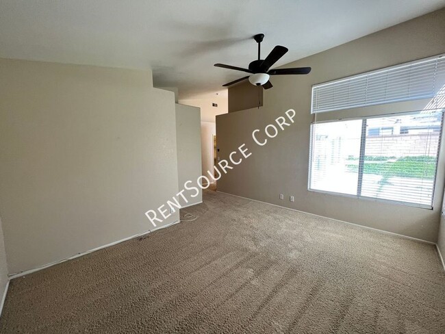 Building Photo - 3424 Amber St