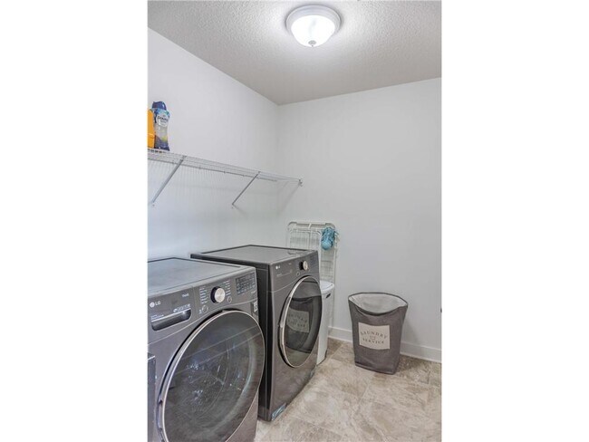 Building Photo - 140X Ironwood Ct