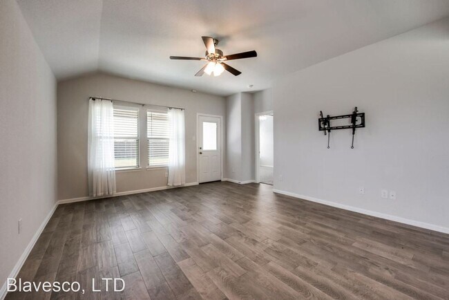 Building Photo - 3 br, 2 bath House - 8001 Muddy Creek Drive