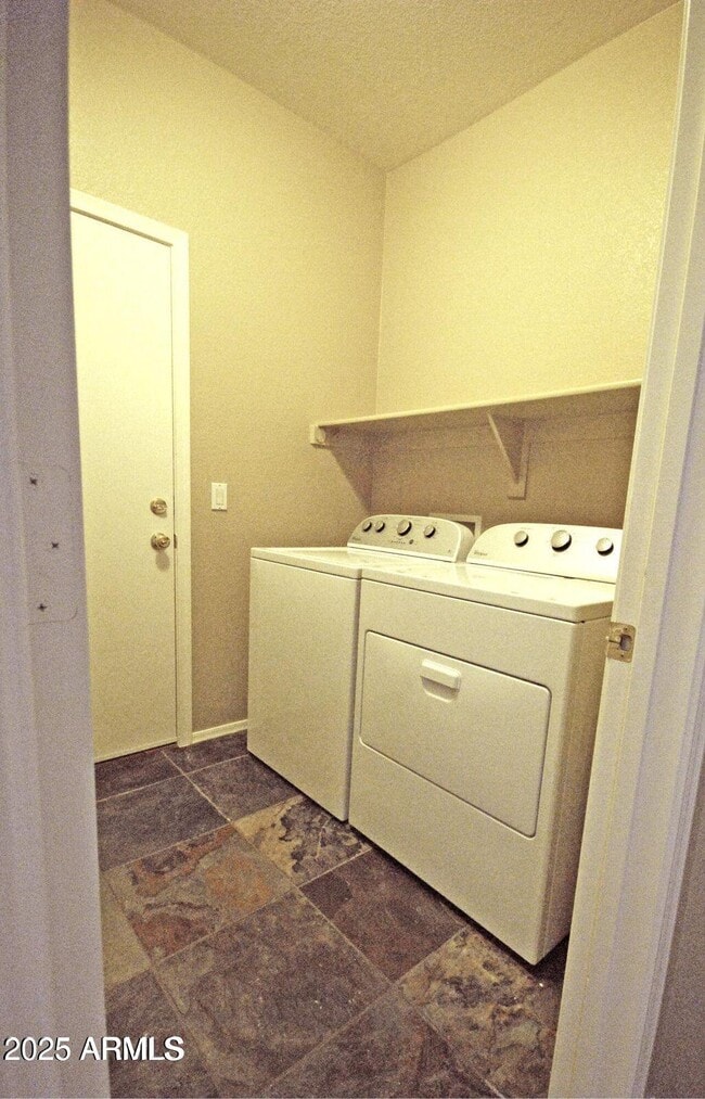 Building Photo - 3623 W Morse Ct