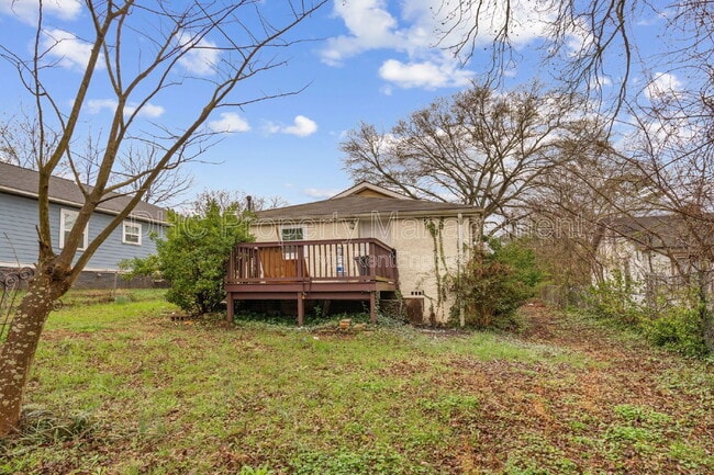 Building Photo - 1435 Lynford Dr SW